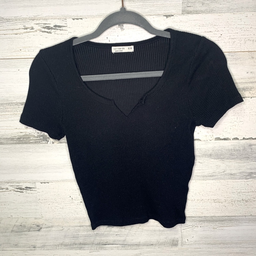 Cotton on black tee